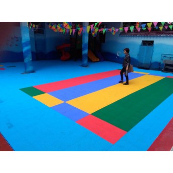 【雅致嘉】 幼儿园塑胶地板