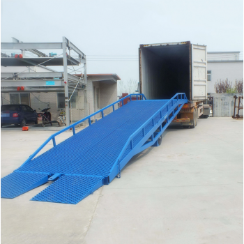 佛山登车桥厂家直销10T移动式登车桥集装箱装卸货设备