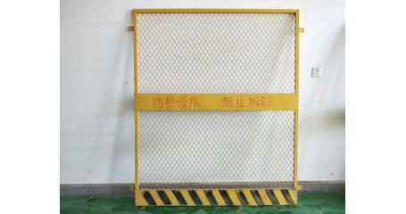 电梯井口安全防护门的有关技术要求