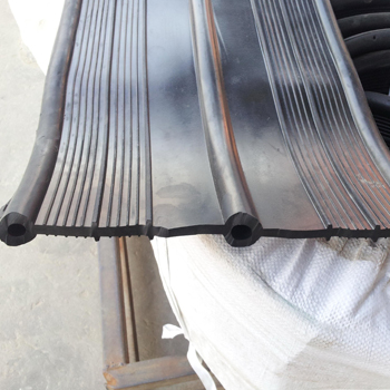 Grouting pipe waterstop