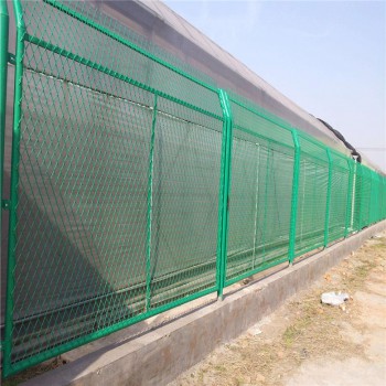 公路框架护栏网 厂家直销高速公路绿色隔离网围栏