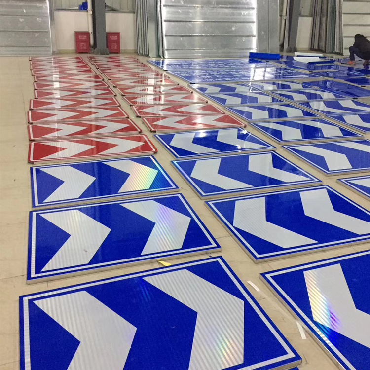 扬州厂家定制交通信号灯价格指示灯框架式信号灯杆LED交通红绿灯厂家高速公路龙门架工程人行道红绿灯带语音提示示例图10