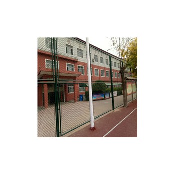 淄博运动场围网厂家 体育场护栏网 足球场围栏网