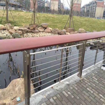 不锈钢 不锈钢复合管桥梁景观河道灯光护栏栏杆钢板立柱