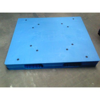 莱芜塑料托盘码垛专用1210重型塑料托盘（双面平板焊接托盘）