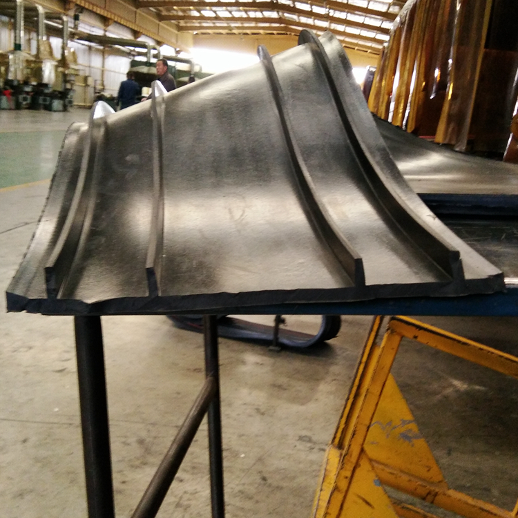 Back mounted rubber waterstop can be customized