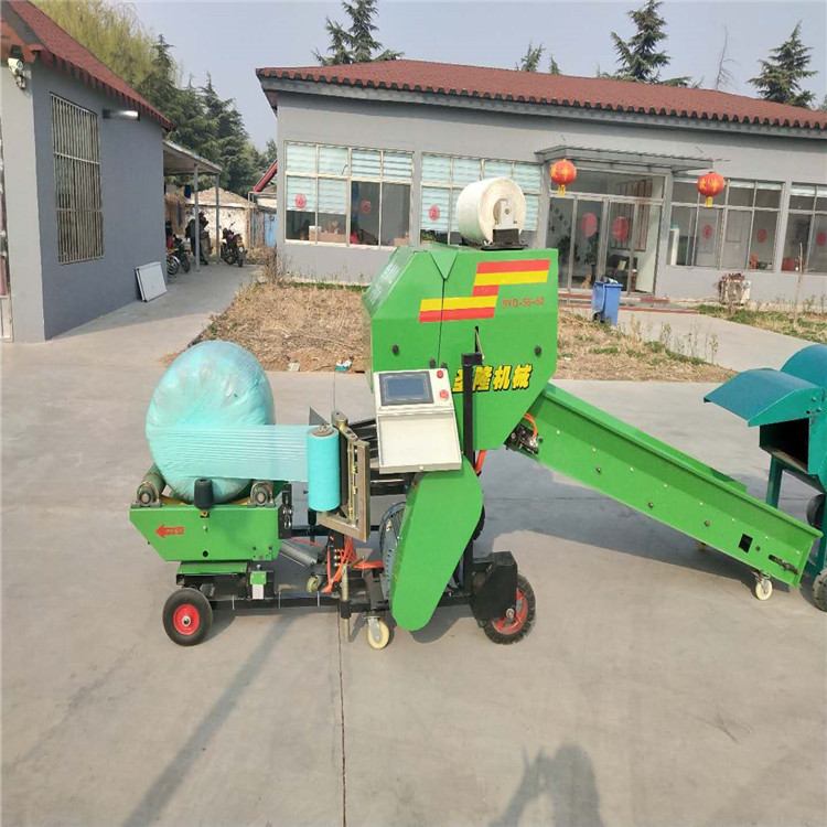 芳芳拍青贮机对办公室太阳全图2jpg