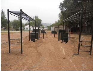 水平梯400米障碍