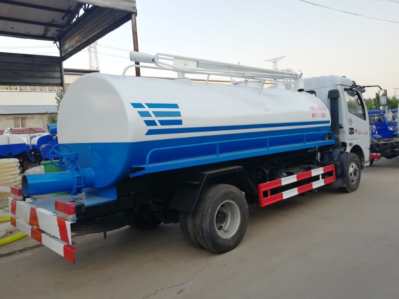 东风D7吸粪车 (7)