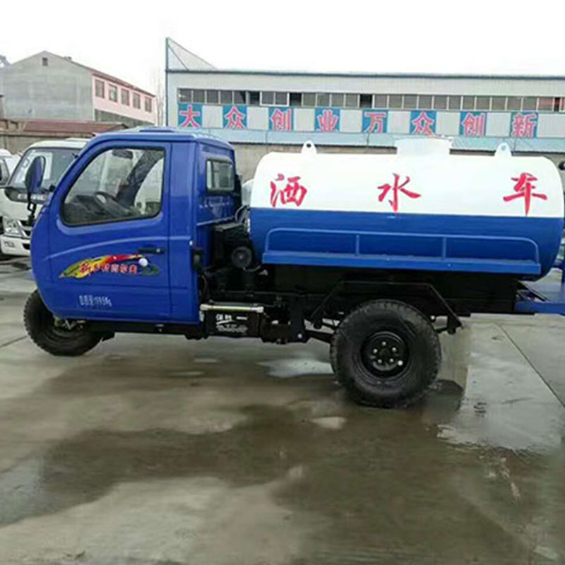 时风全封高尔夫2方雾炮洒水车 (1)