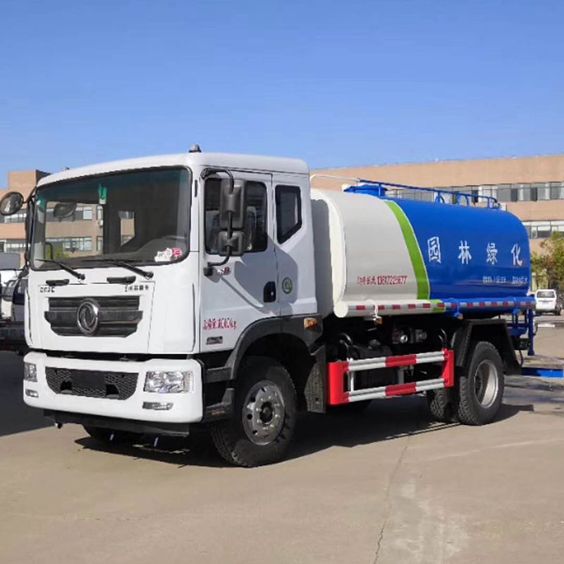 东风D9洒水车 (3)