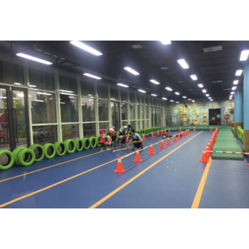 儿童平衡车馆地胶，儿童平衡车PVC塑胶地板地面材料