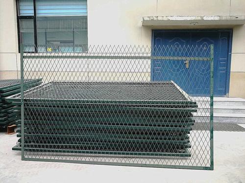 13333081799 (1)