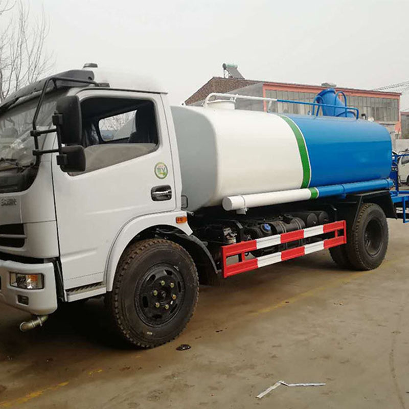 东风D7雾炮洒水车 (1)