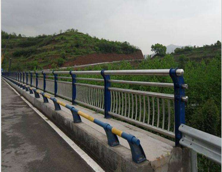 公路防撞护栏 报价
