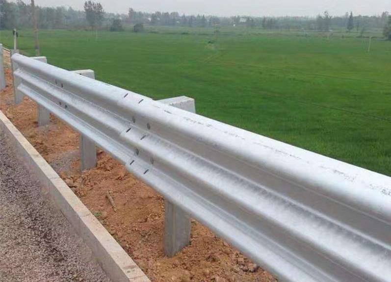 防撞灯光护栏 供应