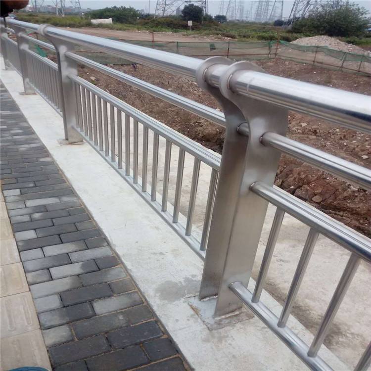 加工防撞护栏供应