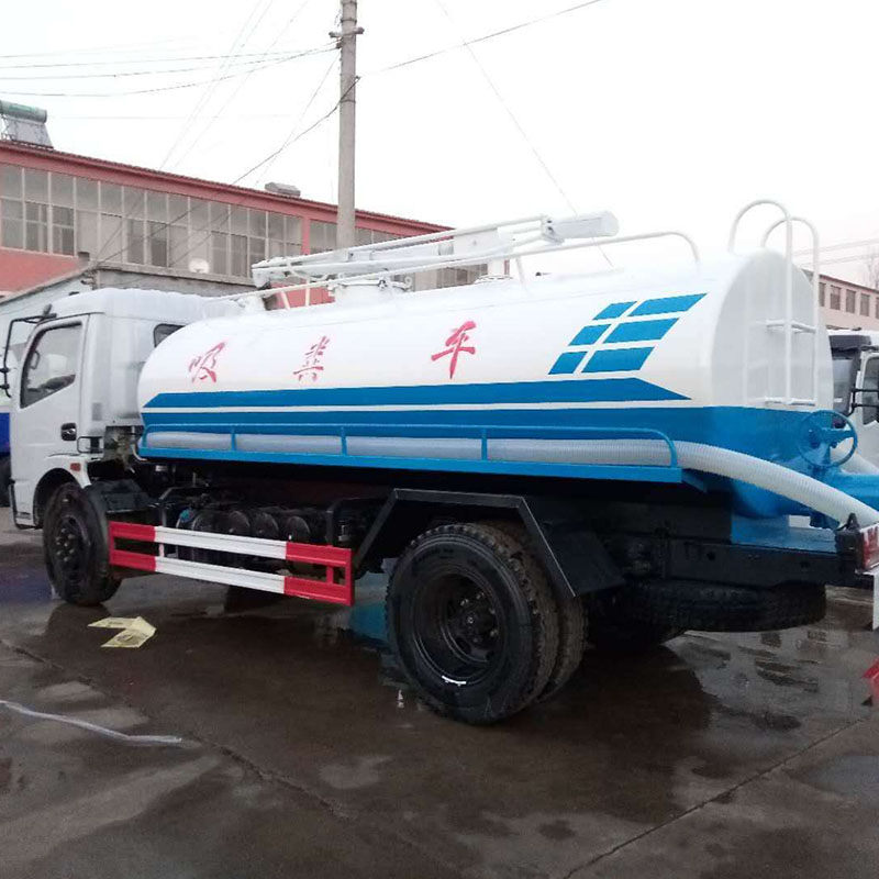 东风D7吸粪车 (1)