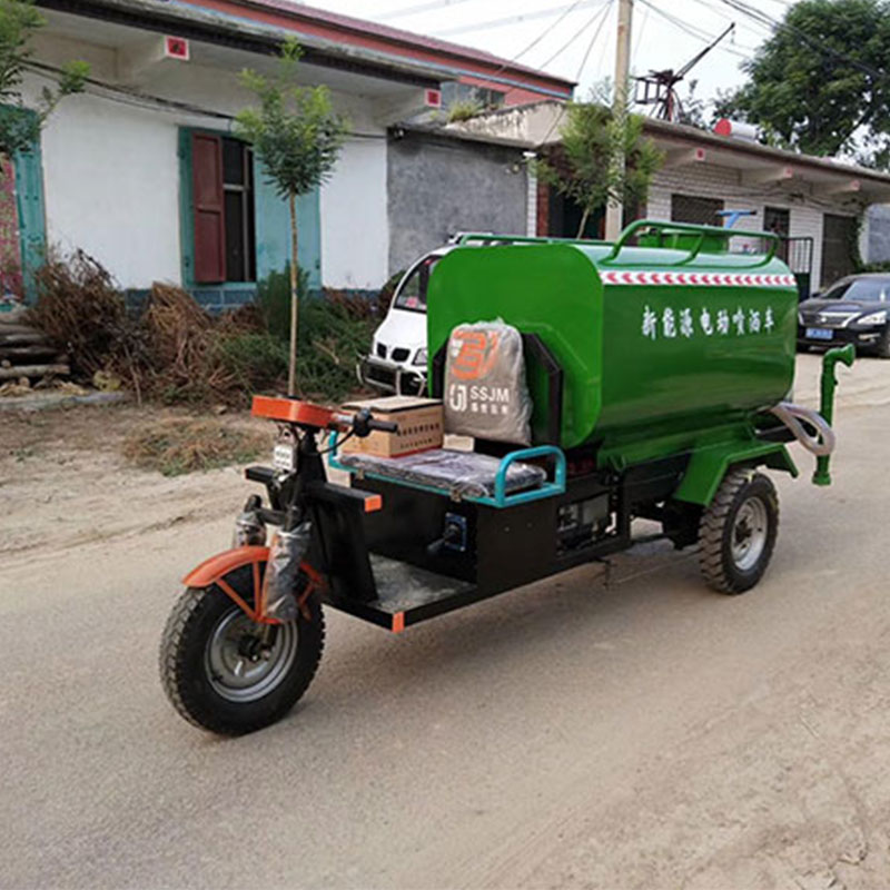 电动三轮洒水车 (4)