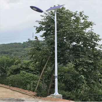 5米6米7米8米太阳能路灯价格 新款新农村建设