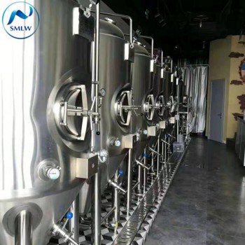 2000升啤酒厂设备，选择史密力维啤酒生产设备