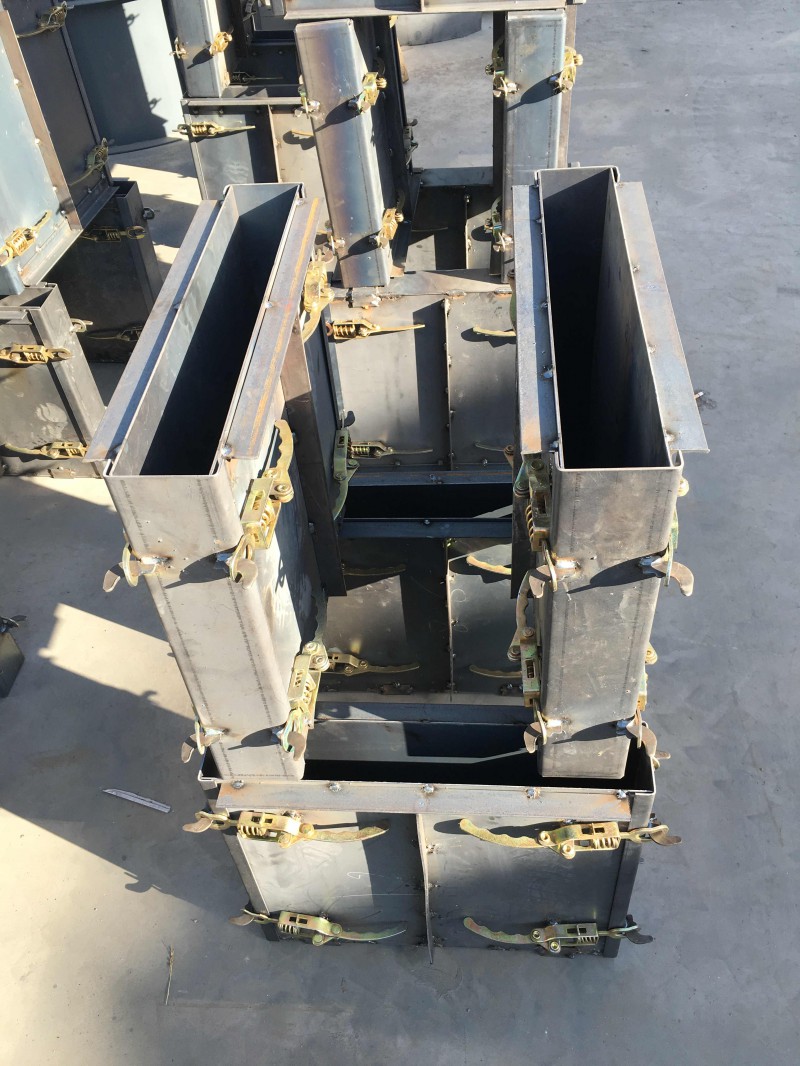 标志桩模具5