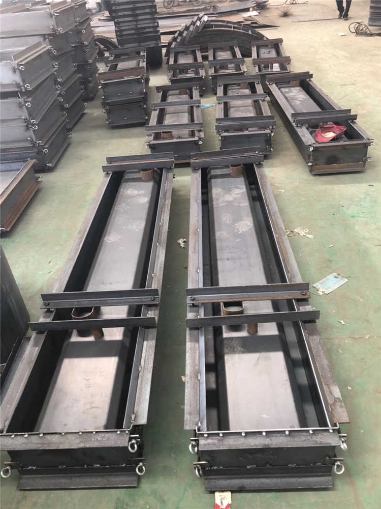 水沟模具43