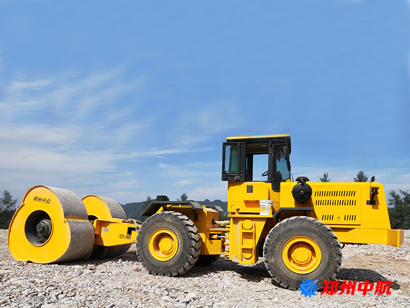 漳州市25kj冲击压路机郑州中航冲击压实机冲击碾压机价格好品牌