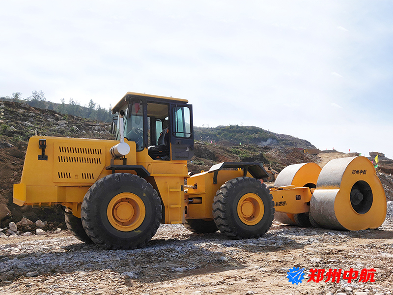 昌吉回族自治州五边形压路机 冲击压路机冲击式压路机厂家供应