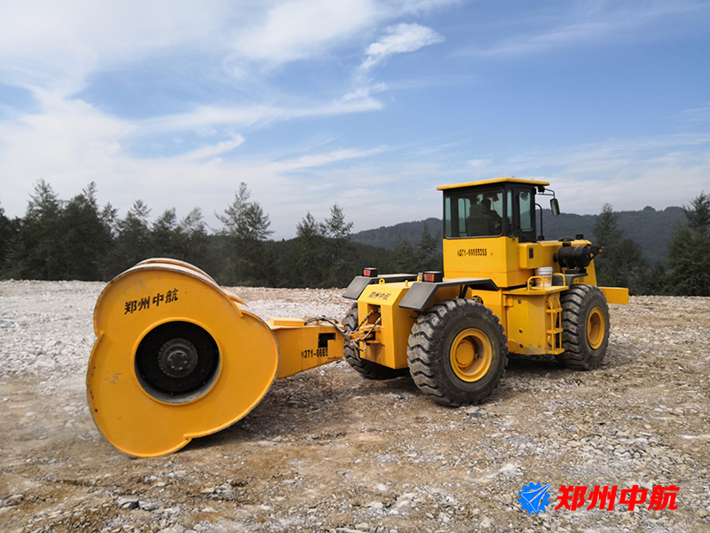 丽江市三边形冲击压路机 中航设备供应商