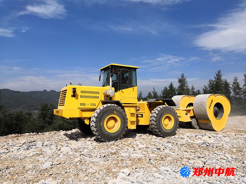 南昌市梅花碾 冲击压路机冲击碾郑州中航冲击压实机冲击碾压机价格好品牌