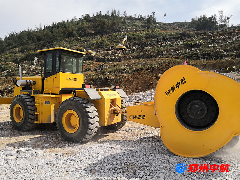 晋城市梅花碾 冲击压路机冲击碾郑州中航冲击压实机冲击碾压机价格好品牌