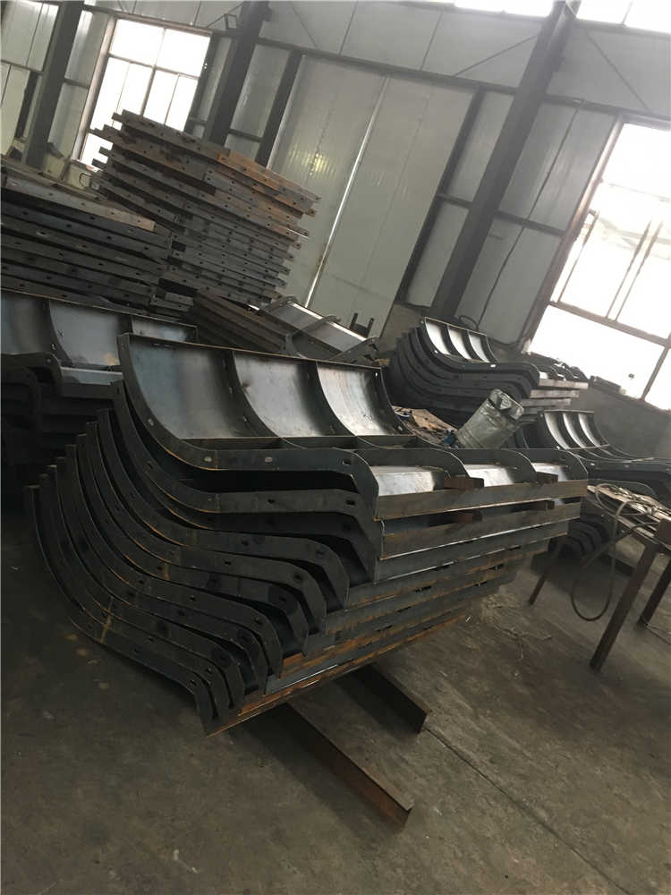 隔离墩模具41