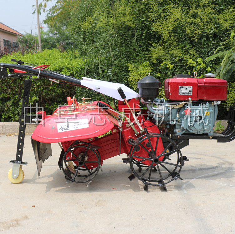 安装除草轮