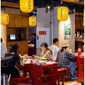 火锅加盟店