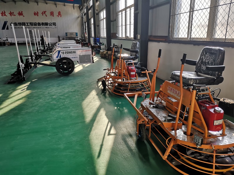 微信图片_201904161504371_副本.jpg 手扶激光整平机 华昂四轮激光整平机 混凝土激光摊铺机示例图5