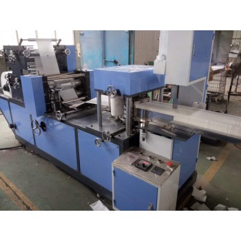 中顺全自动餐巾纸巾加工设备 钱夹纸巾加工机械 餐巾纸巾机