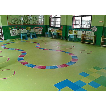 幼儿园塑胶地板施工效果图