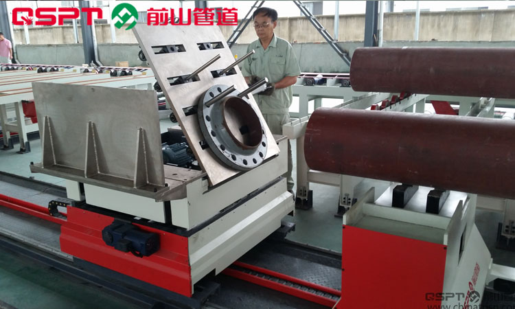 管道预制组对器