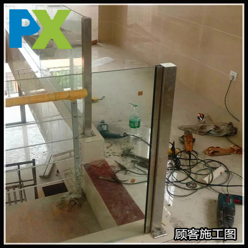 玻璃立柱1
