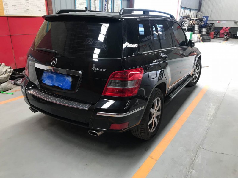 奔驰suv2