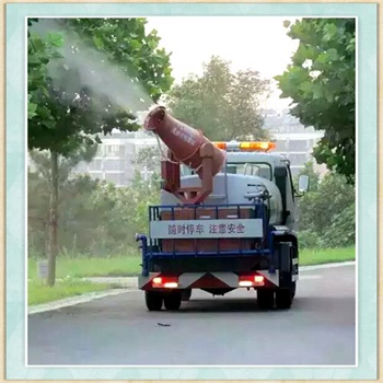 车载式沙场喷雾机