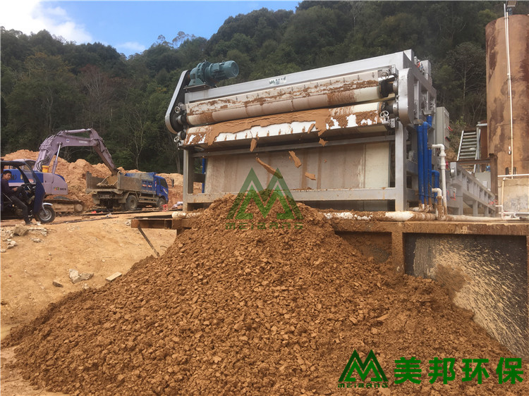 河源洗沙污泥脱水 (1)