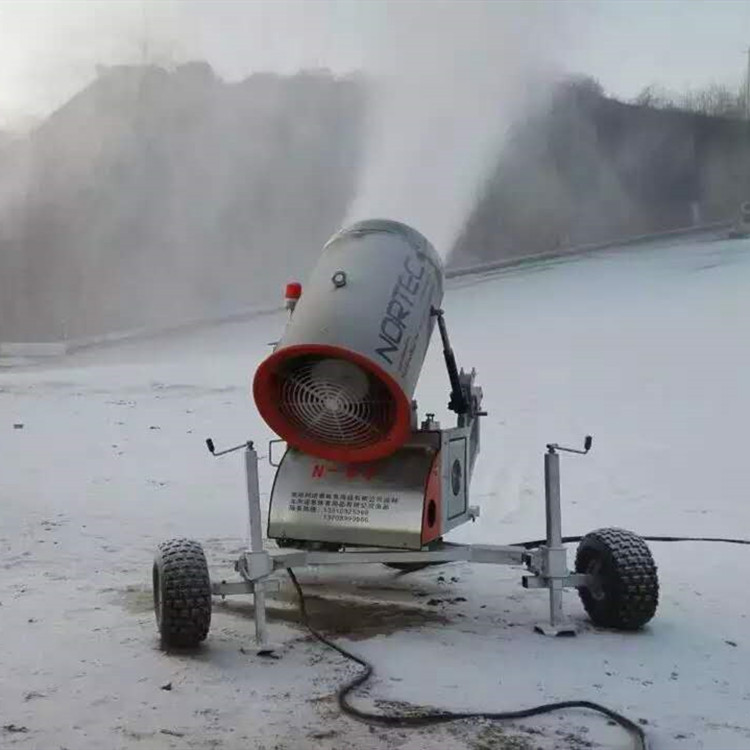 郑州龙泉国际滑雪场2_副本
