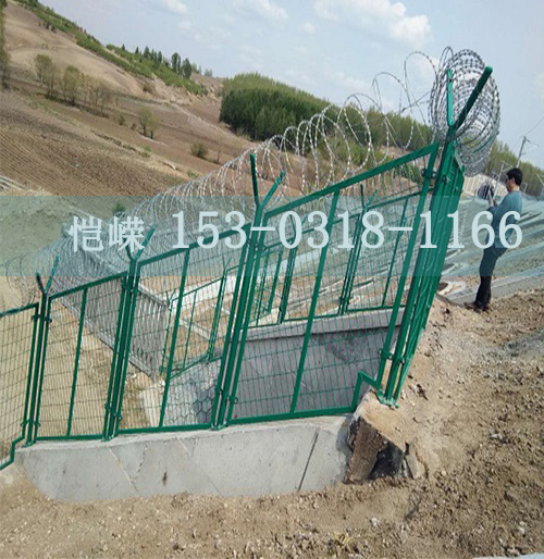 铁路防护栅栏生产厂家