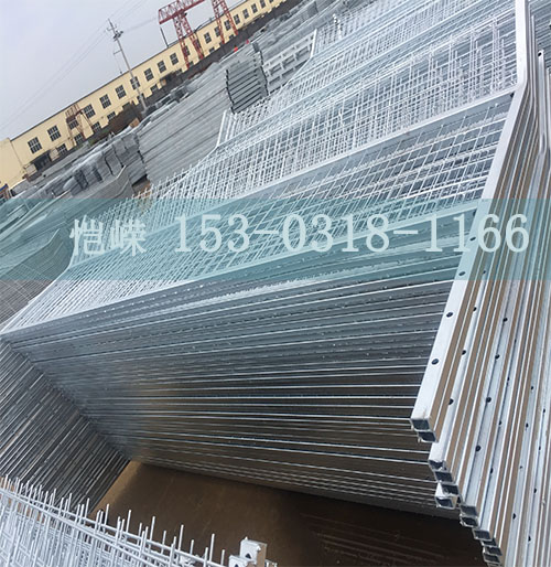 热镀锌铁路防护栅栏