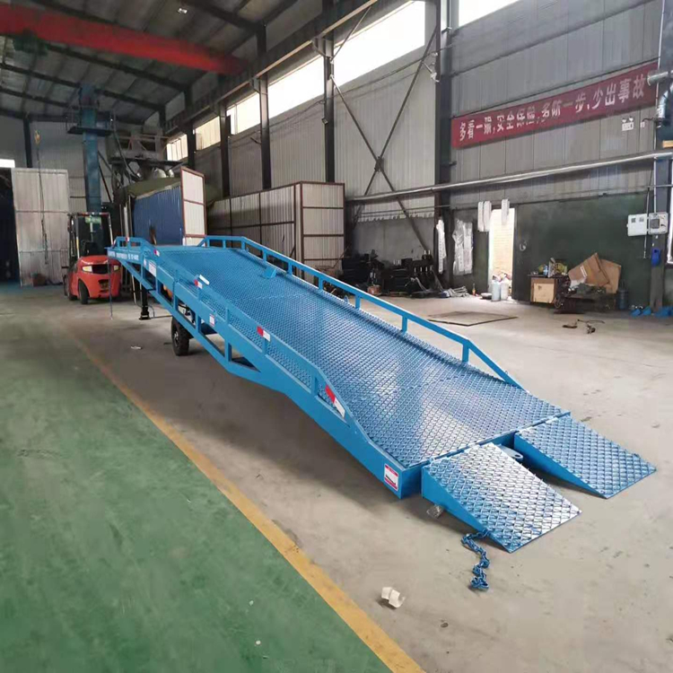 集装箱登车桥价格4