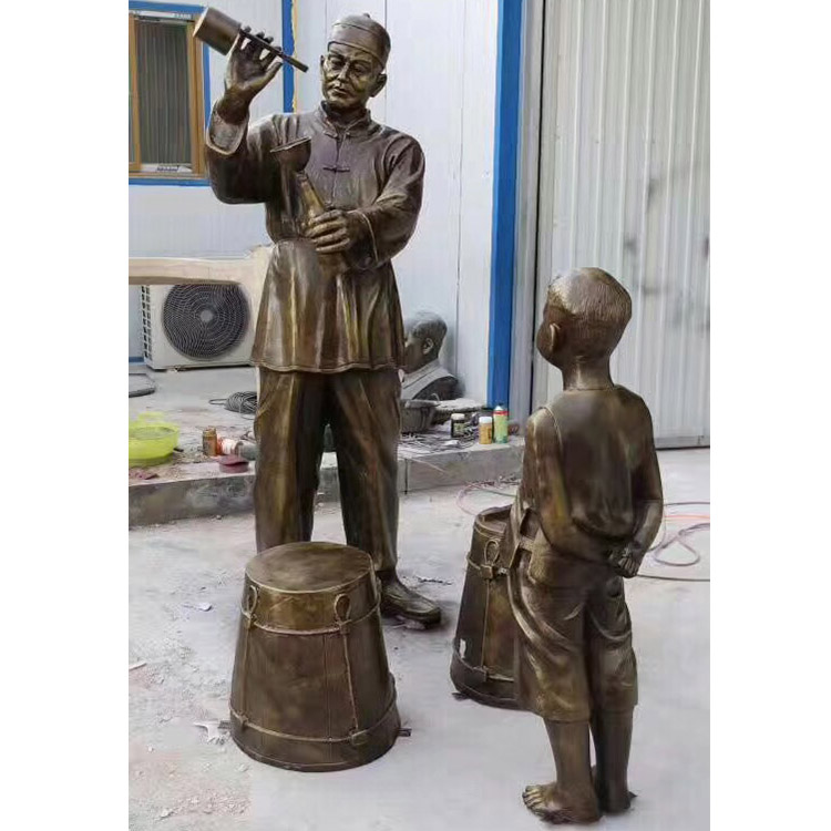 铭隆人物雕塑