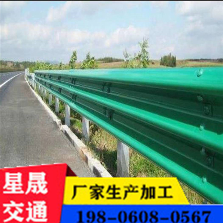 公路护栏板 镀锌立柱报价 山西波形护栏安装生产厂家