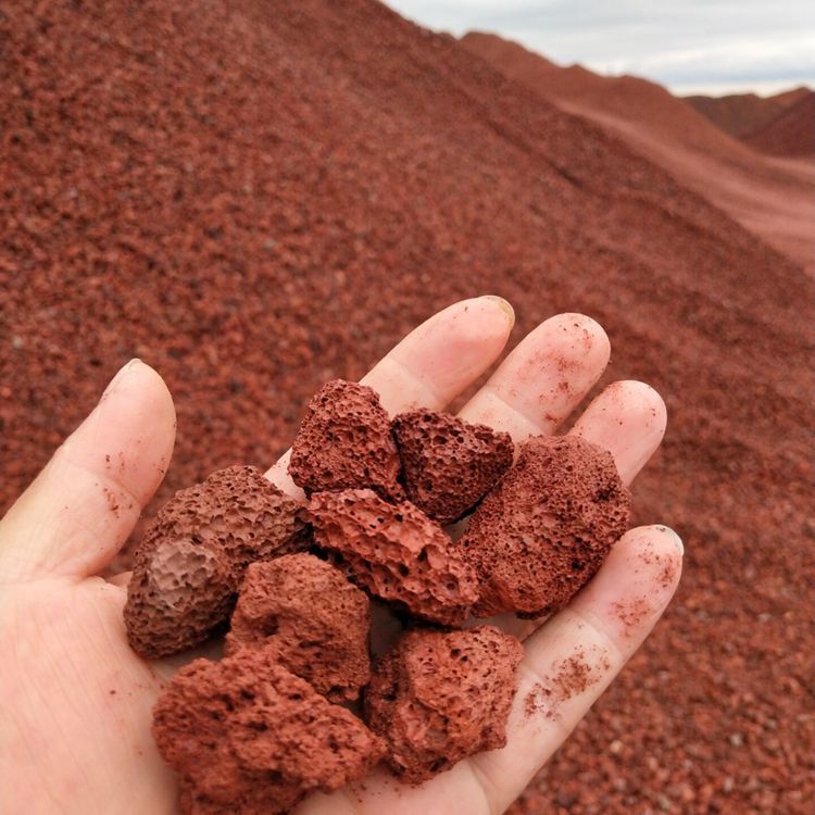 厂家直销 红色火山石 黑色火山石 多孔火山石颗粒 火山岩滤料